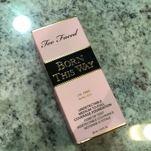 Too Faced Born This Way - Vanilla